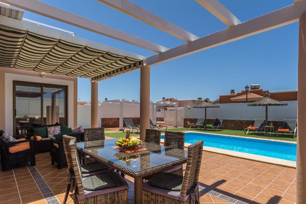 Villa With Private Pool, Near Beach And Golf Caleta De Fuste- Villa Charlotte كوستا دي أنتيجوا المظهر الخارجي الصورة